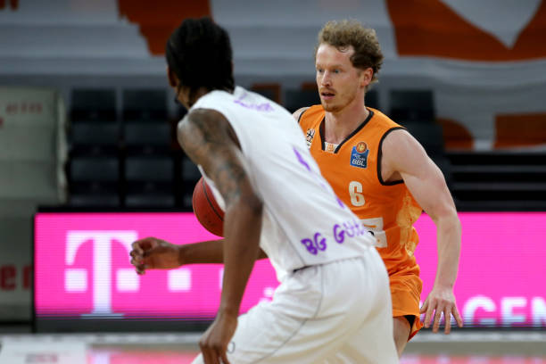 一个类似的 一个类似的